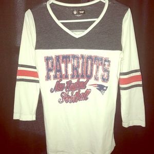 New England patriots quarter sleeve top